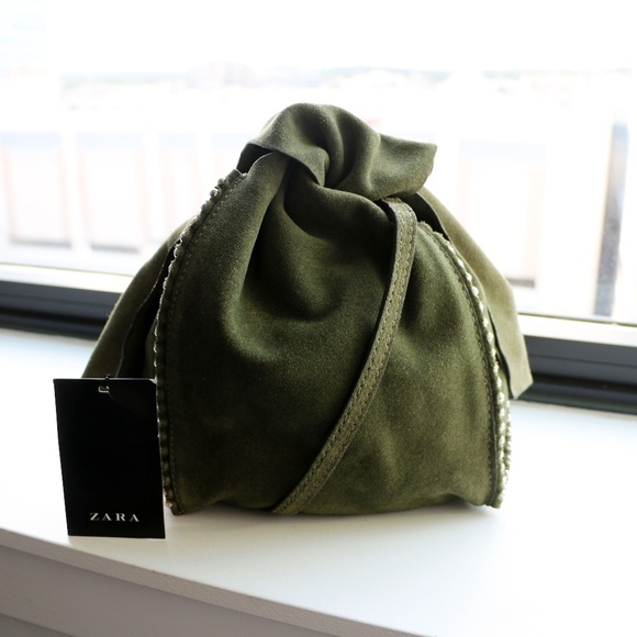 Zara Handbags - AVA ✨NEW WITH TAGS Zara Leather Crossbody Bag✨